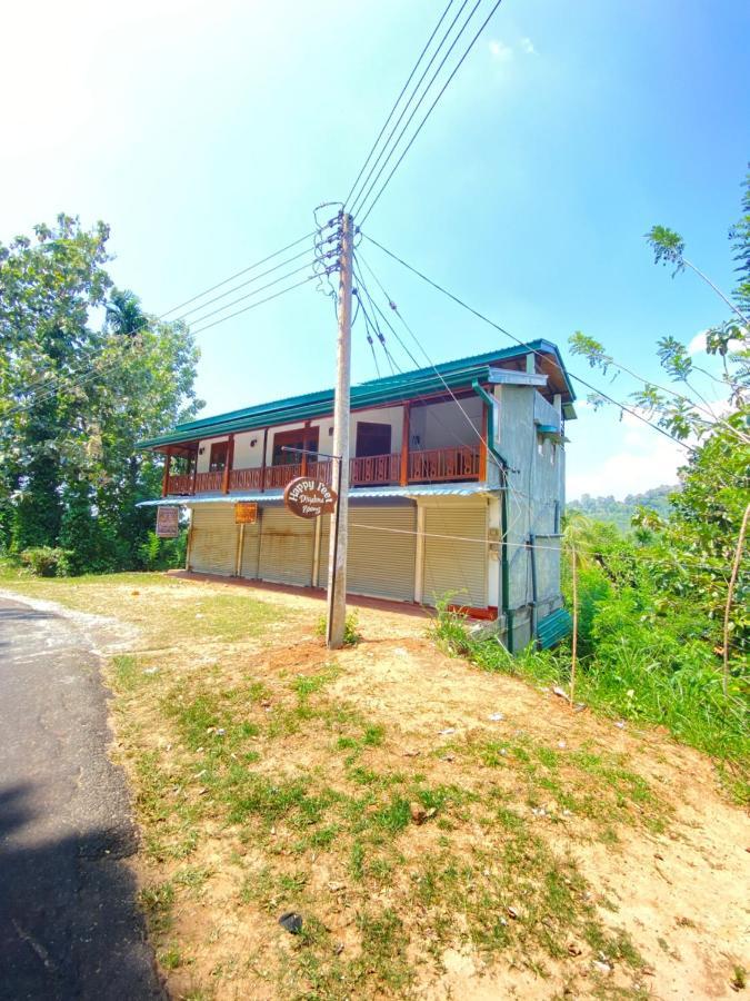 Bed and Breakfast Happy Feet Diyaluma à Koslanda Extérieur photo