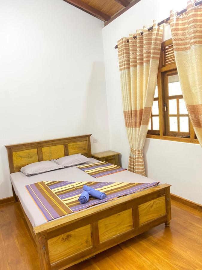 Bed and Breakfast Happy Feet Diyaluma à Koslanda Extérieur photo
